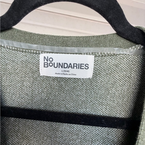 No Boundaries Olive Green Floral Button-Up Cardigan Sweater - Picture 3 of 5